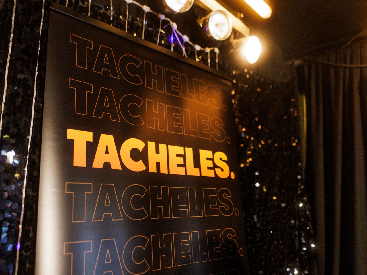 Foto Tacheles MG Roll up